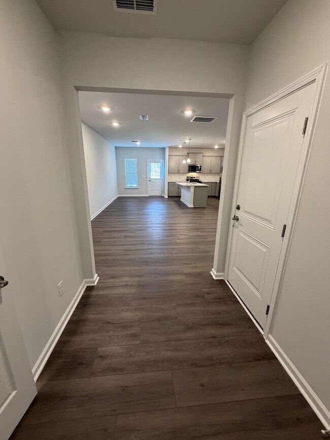 941 Poets Walk Rd in Whitsett, NC - Building Photo - Building Photo