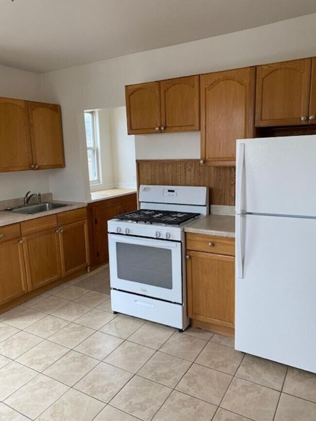property at 1387 Corbin Ave