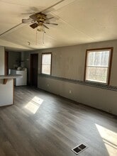 773 Barren Hollow Rd in Hurricane Mills, TN - Building Photo - Building Photo