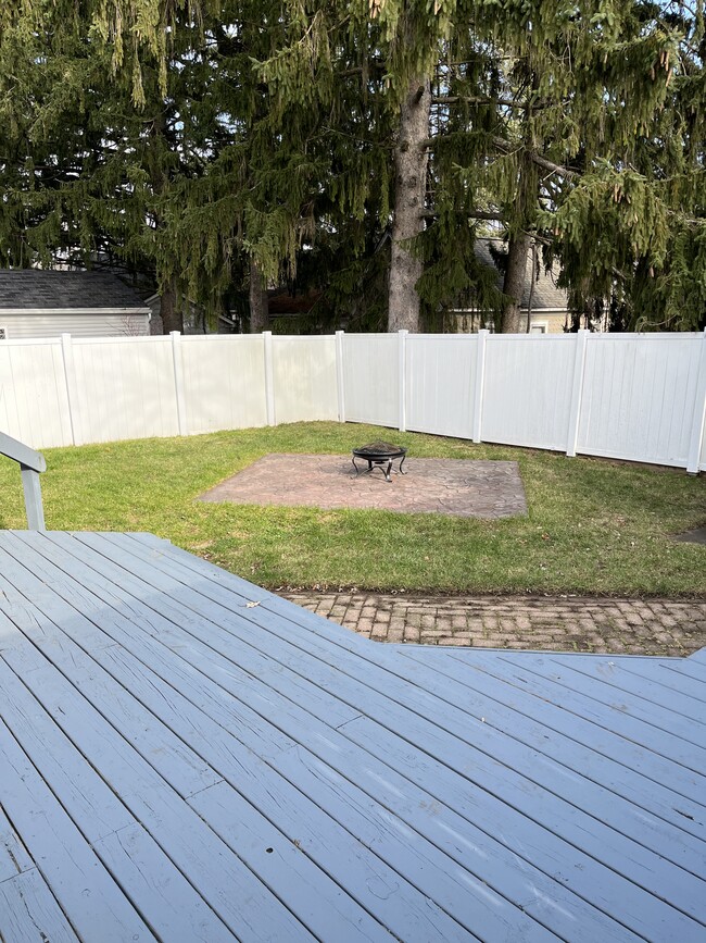 1118 Cawood St in Lansing, MI - Building Photo - Building Photo