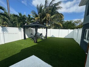 1904 SW 28th St in Fort Lauderdale, FL - Building Photo - Building Photo