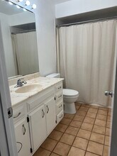 6416 Friars Rd, Unit 215 in San Diego, CA - Foto de edificio - Building Photo