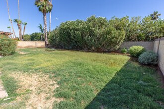 7911 East Vía de Belleza in Scottsdale, AZ - Building Photo - Building Photo