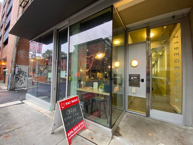 219 E Georgia St in Vancouver, BC - Building Photo - Building Photo