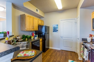 Waterford Place Apartment Homes in Memphis, TN - Building Photo - Interior Photo