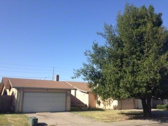 447-451 Jill Cir in Stockton, CA - Building Photo