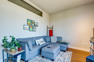 Granary Lofts in Milwaukee, WI - Building Photo - Interior Photo