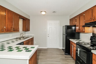 2738 Antler Dr W in Augusta, GA - Building Photo - Building Photo