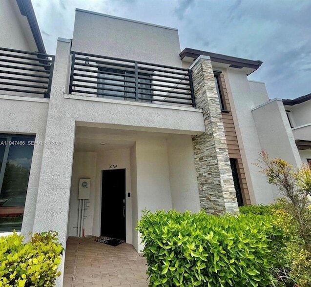 property at 20714 NE 5th Ct