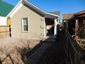 1410 Spruce St in Pueblo, CO - Building Photo