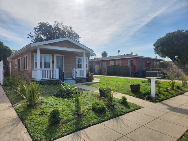 property at 2950 8th Ave