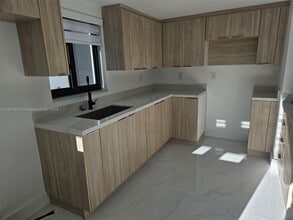1754 SW 14th Terrace in Miami, FL - Building Photo - Building Photo