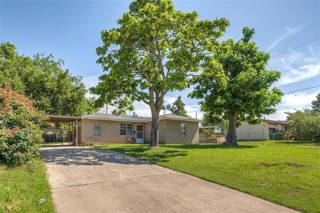 745 SE 42nd St in Oklahoma City, OK - Building Photo - Building Photo