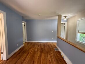 403 Hector St, Unit down in Ithaca, NY - Building Photo - Building Photo
