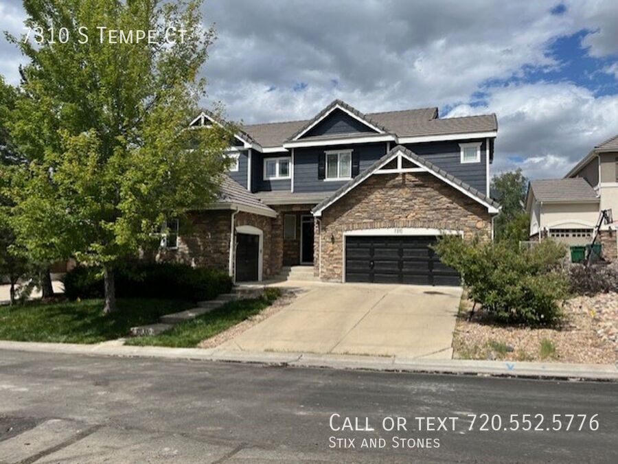 7310 S Tempe Ct in Aurora, CO - Building Photo