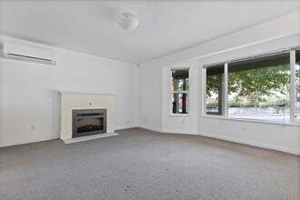 1820 SW 58th Ave in Portland, OR - Building Photo - Building Photo