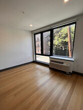 324 Arlington Ave, Unit 206 in Jersey City, NJ - Foto de edificio - Building Photo