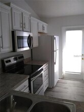 227 Creekside Way in Orlando, FL - Building Photo - Building Photo