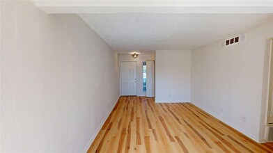 2707 Windswept Cove in Austin, TX - Building Photo - Building Photo