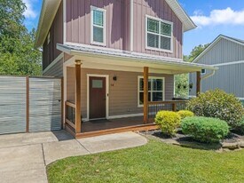 98 Stewart St in Asheville, NC - Building Photo