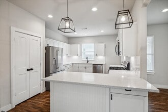 2515 Delafield St in Houston, TX - Building Photo - Building Photo