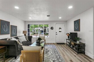 301 N Fremont Ave in Tampa, FL - Building Photo - Building Photo