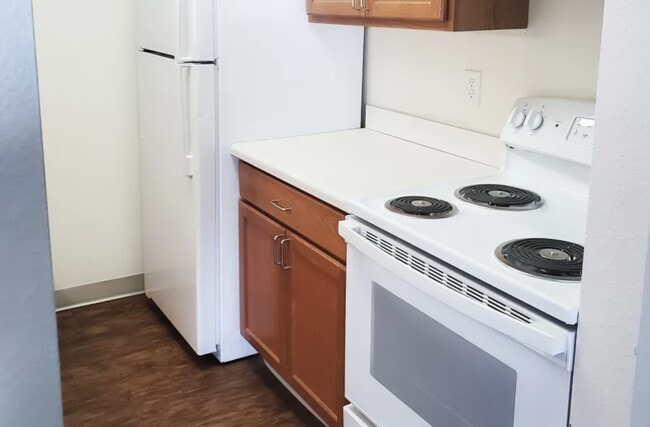 property at 3796 S Ravenna Rd