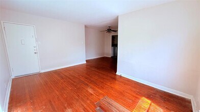 1842 W Main St in Houston, TX - Building Photo - Building Photo