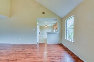 5622 Sequin Dr in Spring, TX - Building Photo - Building Photo