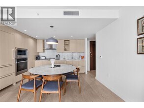 89 Nelson St. in Vancouver, BC - Building Photo - Building Photo