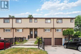 10 Claudette Gate in Hamilton, ON - Building Photo - Building Photo