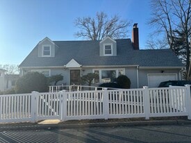 40 Carnegie Ave, Unit FL 2 in Elmont, NY - Building Photo