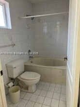 7230 W 34th Ct in Hialeah, FL - Building Photo - Building Photo