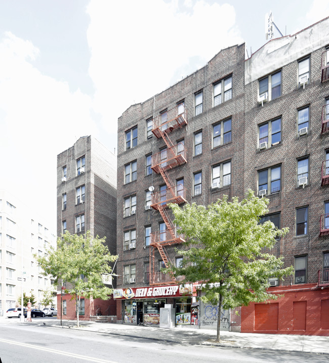 1015 Leggett Ave in Bronx, NY - Building Photo - Building Photo