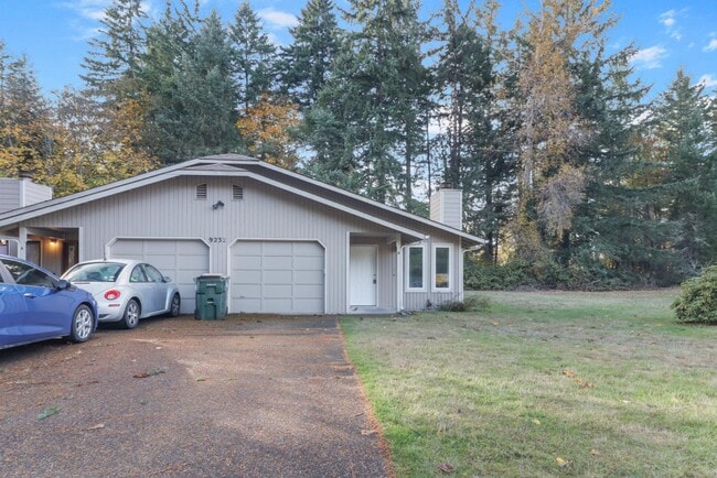 9232 Mullen Rd SE in Olympia, WA - Building Photo - Building Photo