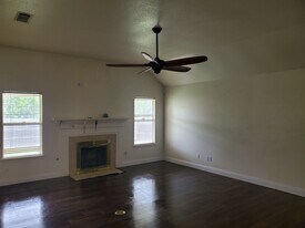 1509 Mountain Laurel in Harker Heights, TX - Building Photo