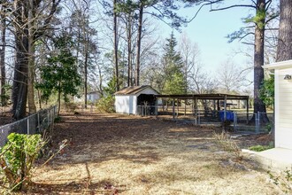 208 Crescent Dr in Rocky Mount, NC - Building Photo - Building Photo