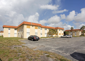 Deerfield Palms Condo Apartments