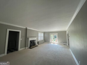 329 Country Club Rd in Lagrange, GA - Building Photo - Building Photo