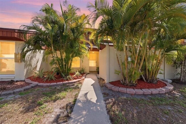 property at 2074 Sunset Point Rd