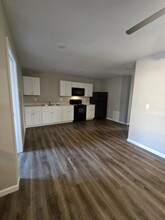 219 Cane Creek Ln in Jackson, MO - Foto de edificio - Building Photo