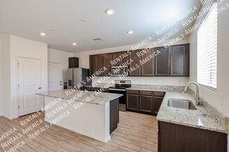 7223 N 125th Dr in Glendale, AZ - Building Photo - Building Photo