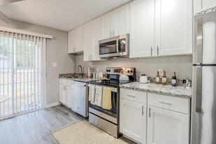 Kenridge Apartments in Decatur, GA - Building Photo