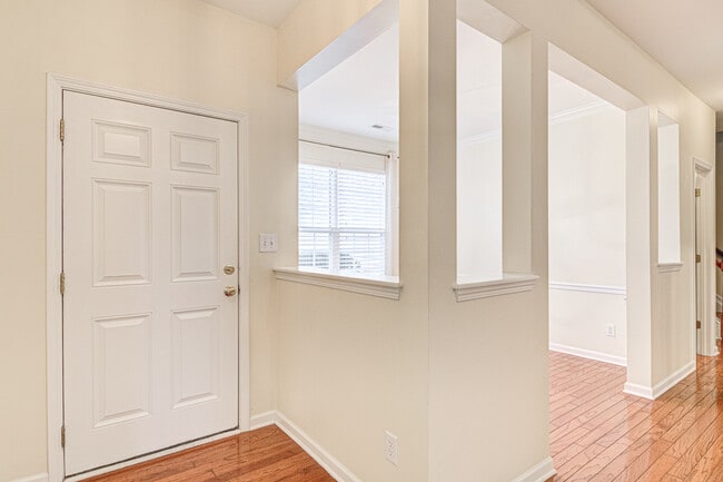 6524 Overland Park Dr in Greensboro, NC - Building Photo - Building Photo