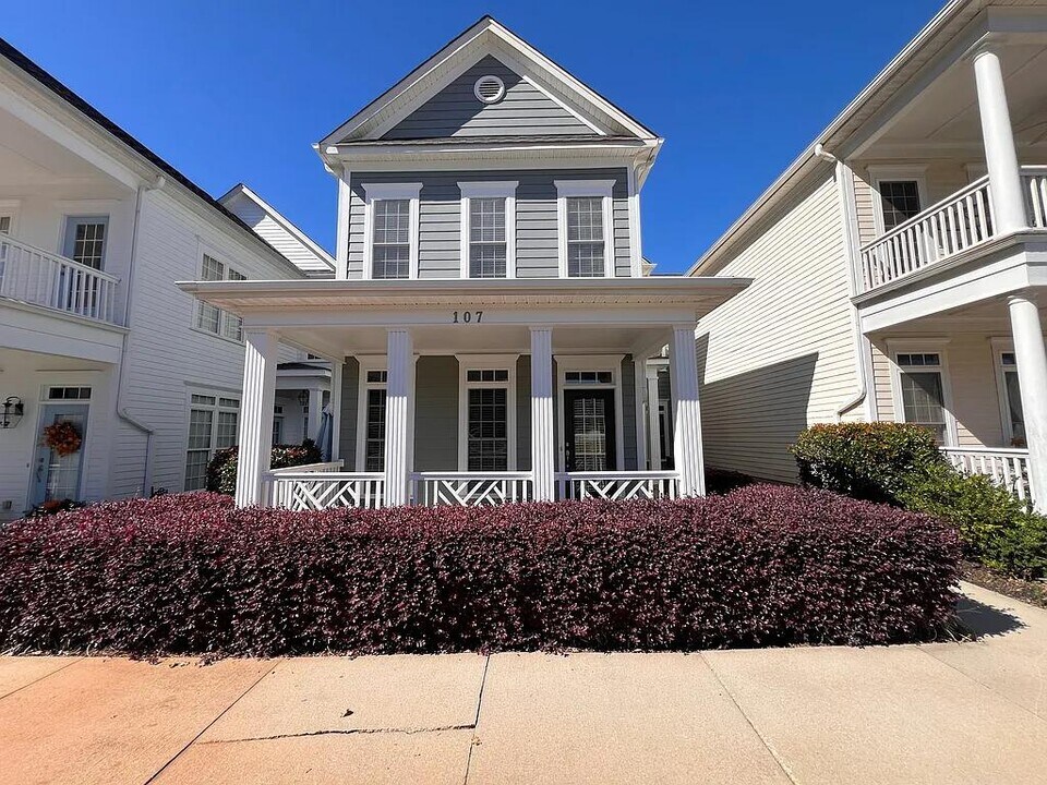 107 Olde Towne Dr in Anderson, SC - Building Photo