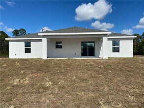 4201 3rd St SW in Lehigh Acres, FL - Building Photo - Building Photo