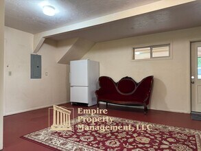 28900 Sundance Ln in Eugene, OR - Building Photo - Building Photo