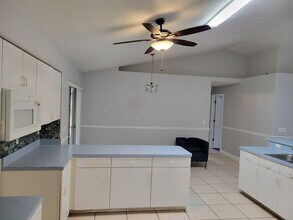 843 Park Valley Cir in Minneola, FL - Building Photo - Building Photo