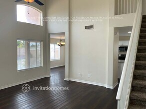 6887 W Via Del Sol Dr in Glendale, AZ - Building Photo - Building Photo