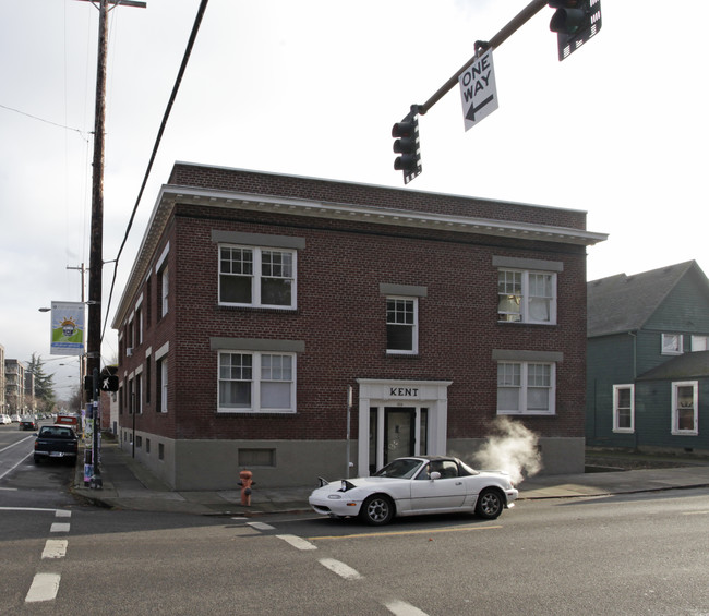 Kent Apartments in Portland, OR - Foto de edificio - Building Photo